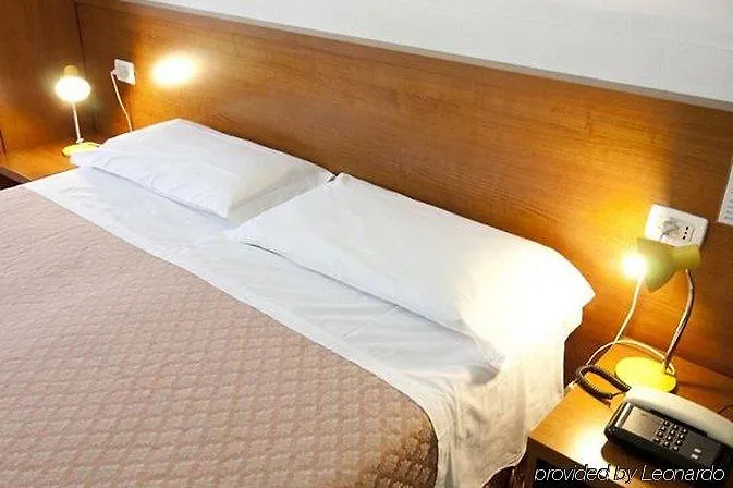 Otel Marsala 2*